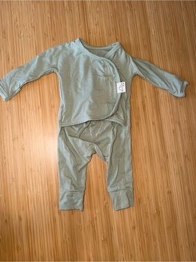 Bonsie Skin to Babywear Newborn Footless Bodysuit One Pc Romper Green Bamboo